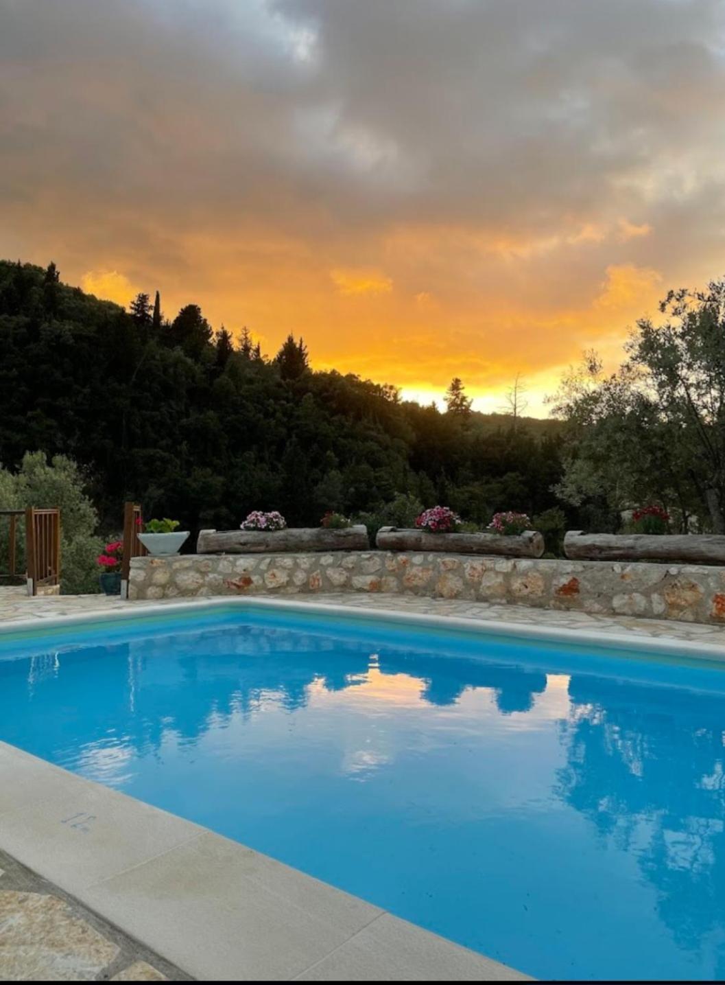 Meliades Villas Apolpaina Экстерьер фото
